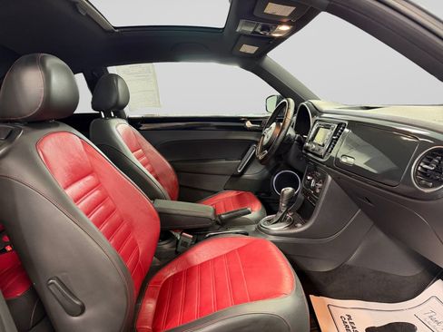 Used 2012 Volkswagen Beetle 2.0T FWD image 23