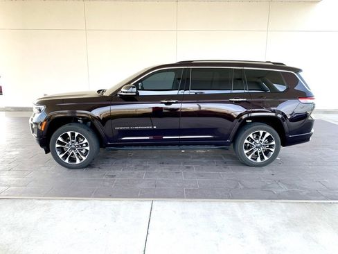 Used 2023 Jeep Grand Cherokee L Overland image 8
