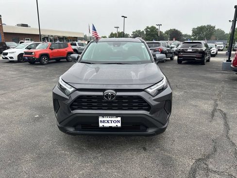 Used 2024 Toyota RAV4 XLE AWD/4WD image 2