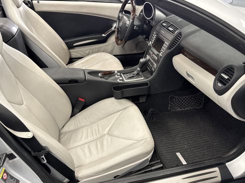 Used 2006 Mercedes-Benz SLK 350 image 12