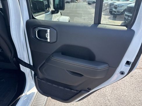New 2025 Jeep Wrangler Sahara image 15