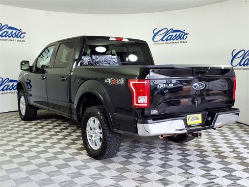 Used 2017 Ford F150 Lariat image 2
