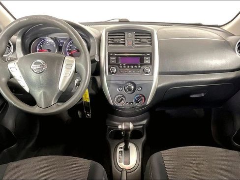 Used 2016 Nissan Versa SV image 21