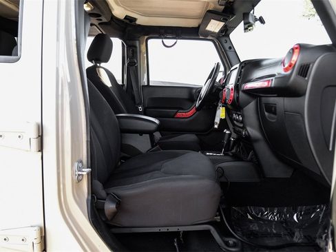 Used 2017 Jeep Wrangler Unlimited Sport w/ Quick Order Package 24S image 27