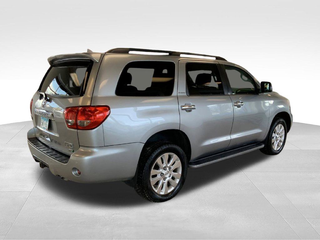 Used 2013 Toyota Sequoia Platinum AWD/4WD image 9