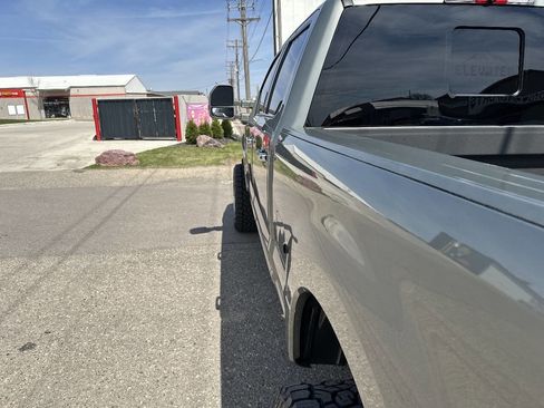 Used 2019 Ford F250 Platinum w/ Platinum Ultimate Package AWD/4WD image 32