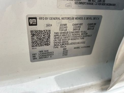 Used 2025 Chevrolet Silverado 1500 LT Trail Boss w/ LT Trail Boss Premium Package image 12