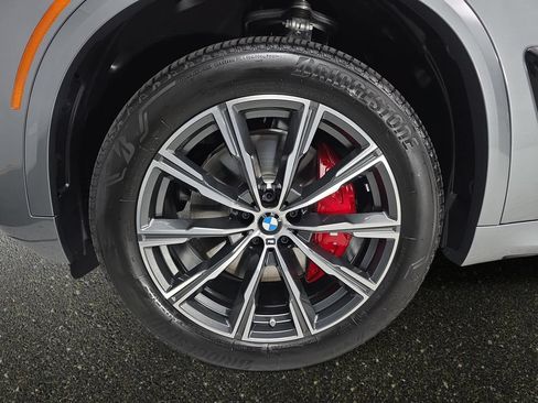 New 2026 BMW X5 xDrive40i w/ Executive Package AWD/4WD image 32