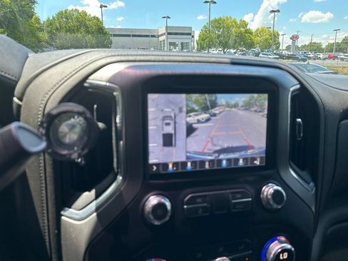 Used 2019 GMC Sierra 1500 Denali w/ Technology Package AWD/4WD image 31