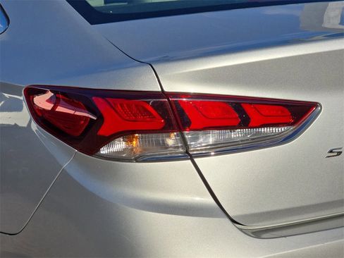 Used 2018 Hyundai Sonata Limited w/ Ultimate Package 07 image 33