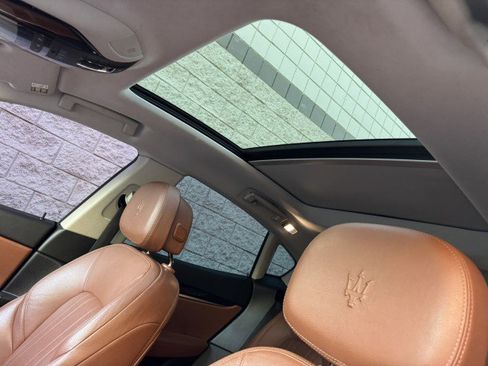 Used 2019 Maserati Levante S image 29