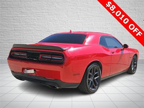 Used 2021 Dodge Challenger R/T w/ Blacktop Package image 4