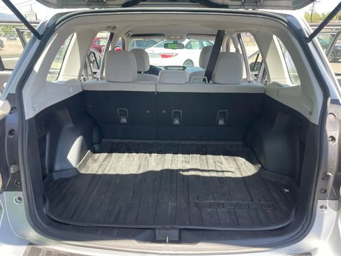 Used 2015 Subaru Forester 2.5i w/ Alloy Wheel Package AWD/4WD image 18