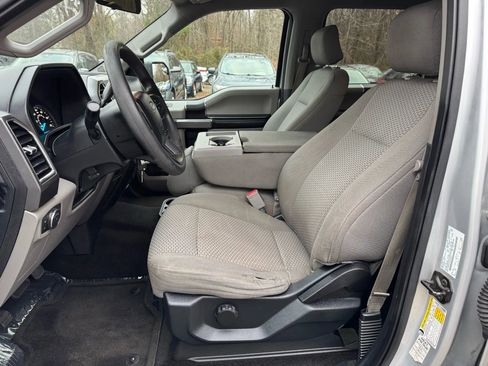 Used 2015 Ford F150 XLT AWD/4WD image 14