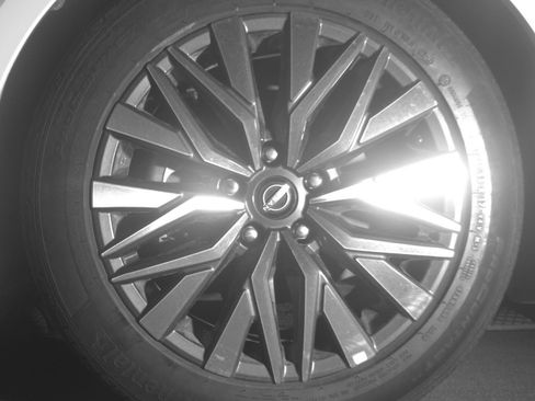 Used 2025 Nissan Altima 2.5 SV image 12