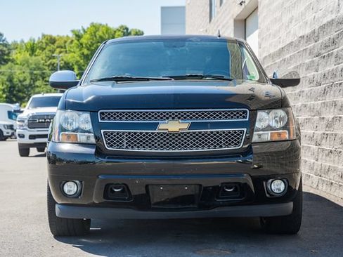 Used 2013 Chevrolet Suburban LTZ AWD/4WD image 3