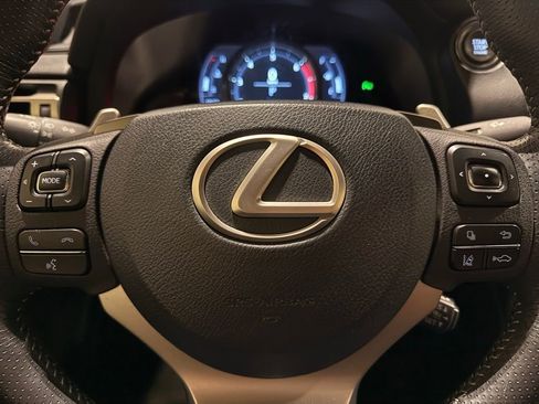 Used 2019 Lexus RC 300 image 17