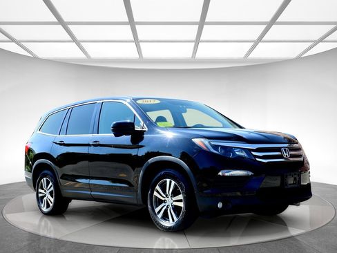 Used 2017 Honda Pilot EX-L image 3