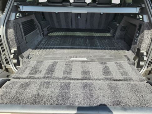 New 2026 Land Rover Range Rover Long Wheelbase SE AWD/4WD image 28