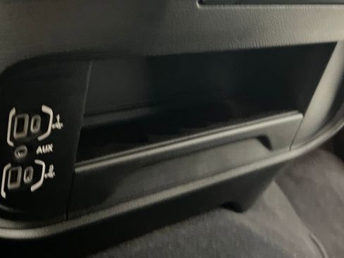 Used 2024 RAM 2500 Big Horn image 46