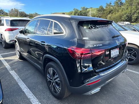 Used 2025 Mercedes-Benz GLA 250 image 8