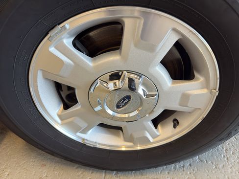 Used 2014 Ford F150 XLT w/ Equipment Group 301A Mid image 34