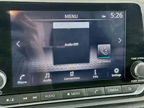 Used 2024 Nissan Rogue SV FWD image 21