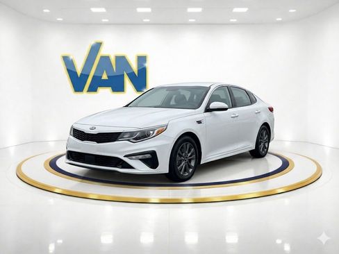 Used 2019 Kia Optima LX image 1