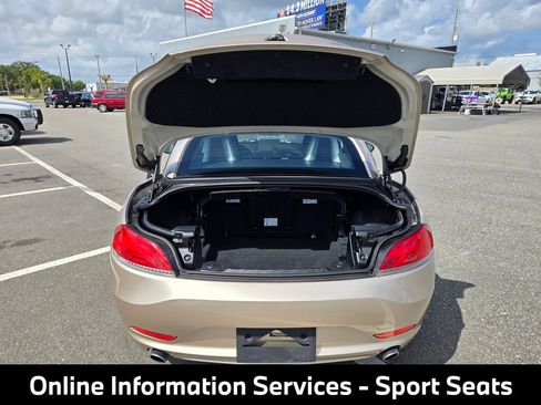 Used 2012 BMW Z4 sDrive35i RWD image 16