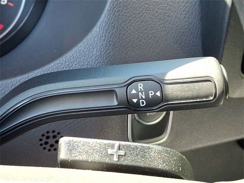 Used 2025 Mercedes-Benz Sprinter 2500 image 14