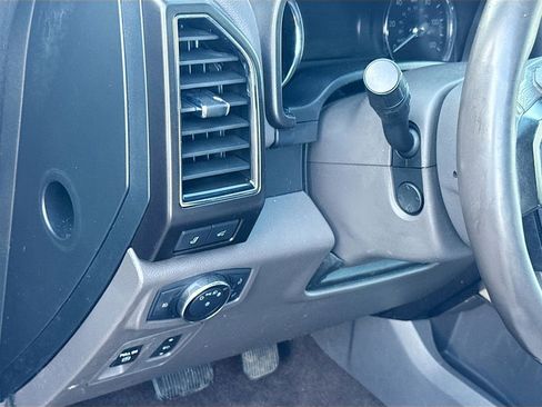 Used 2020 Ford Expedition Max Limited image 11