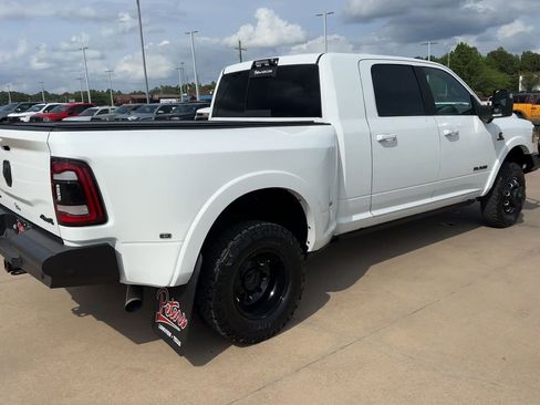 Used 2024 RAM 3500 Limited AWD/4WD image 7