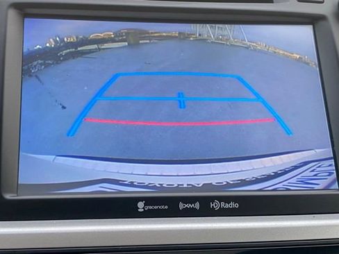 Used 2016 Toyota Highlander XLE image 16