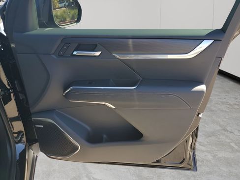 New 2026 GMC Acadia Elevation w/ Black Edition image 13