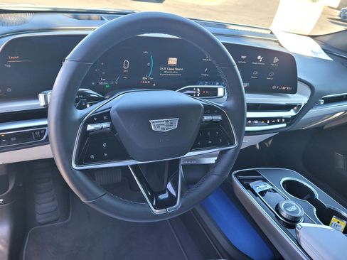 Certified 2025 Cadillac Lyriq Sport AWD/4WD image 9