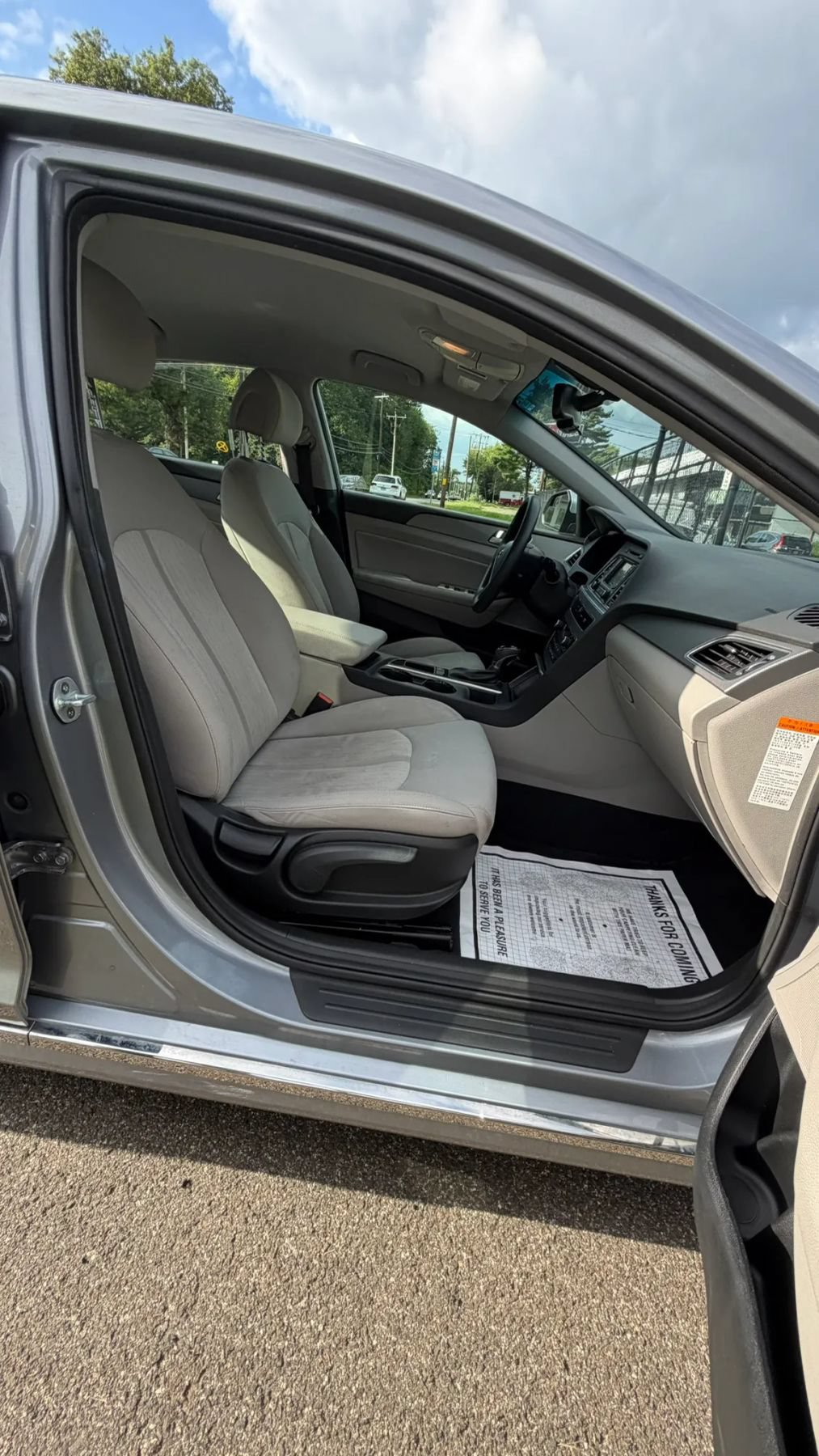 Used 2016 Hyundai Sonata SE FWD image 14
