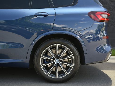 Used 2023 BMW X5 xDrive45e w/ Executive Package AWD/4WD image 40