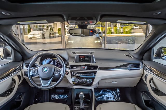 Used 2018 BMW X1 sDrive28i w/ Convenience Package FWD image 3