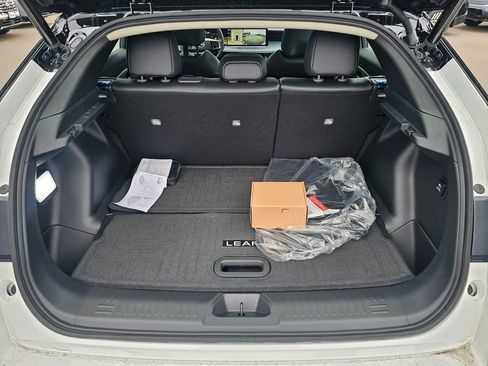 New 2026 Nissan Leaf Platinum+ w/ Cargo Package (Platinum+) image 22