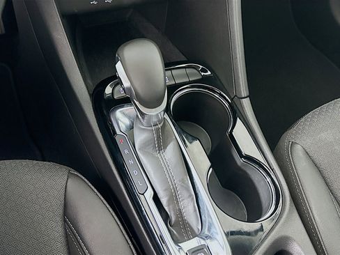 Used 2025 Buick Encore GX Preferred image 25