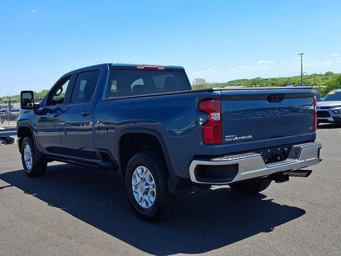 Certified 2024 Chevrolet Silverado 2500 LT w/ Convenience Package AWD/4WD image 4
