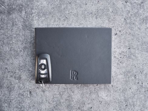 Used 2015 Rolls-Royce Wraith image 78