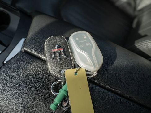 Used 2018 Maserati Levante Sport Utility 4D image 30