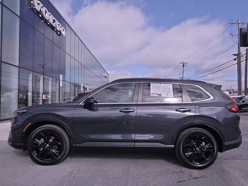 Used 2023 Honda CR-V Sport Touring image 10