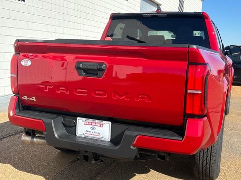 New 2026 Toyota Tacoma SR5 AWD/4WD image 29