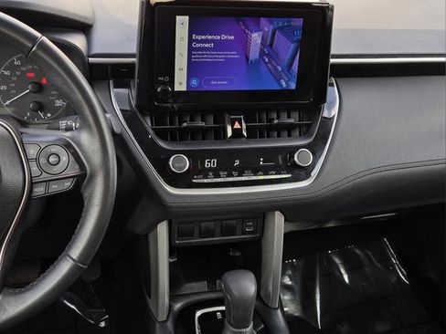 Used 2024 Toyota Corolla Cross LE FWD image 12