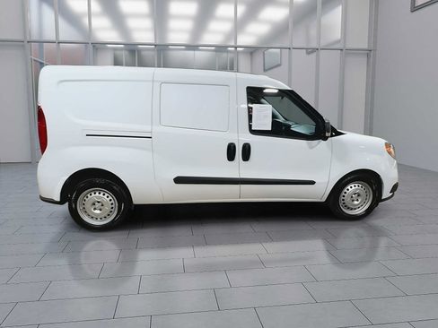Used 2022 RAM ProMaster City Tradesman FWD image 9