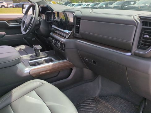 Certified 2026 Chevrolet Silverado 1500 RST image 43