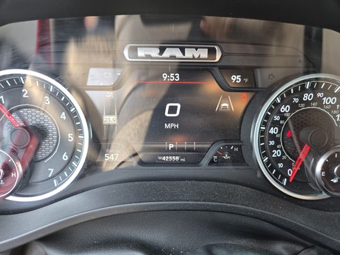 Used 2025 RAM 1500 Big Horn AWD/4WD image 9