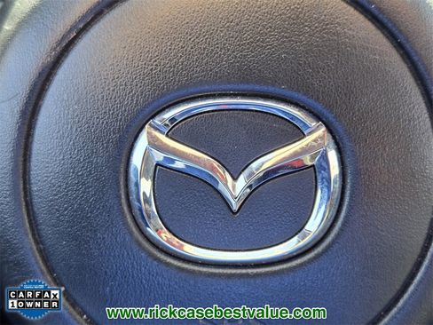 Used 2023 MAZDA MAZDA3 s image 32